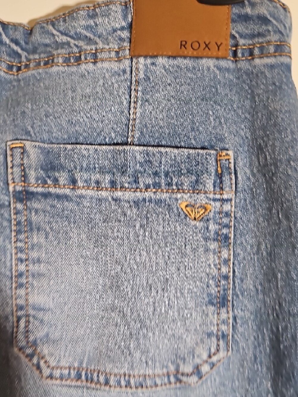 Roxy Mid-Blue Wide-Leg High-Rise Jeans - Picture 4 of 6
